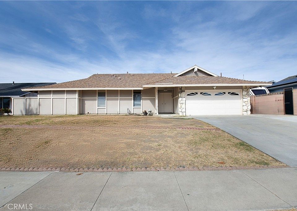 1st image of 2843 E Alden Pl