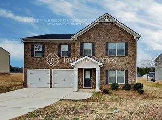 235 Twin Lakes Dr, Covington, GA 30016
