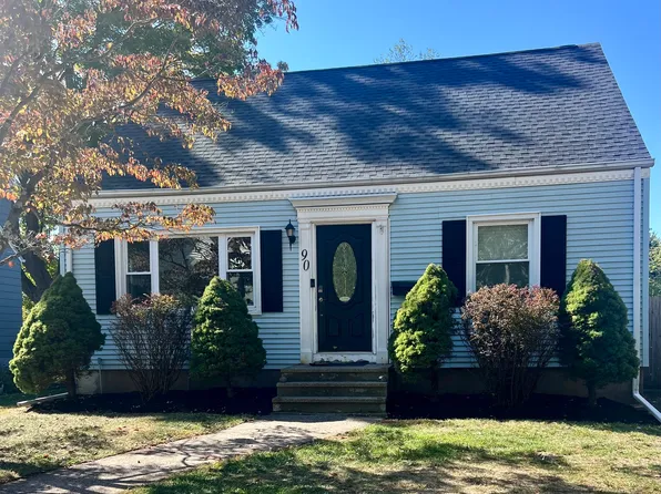 90 Carleton Street, Hamden, CT 06517