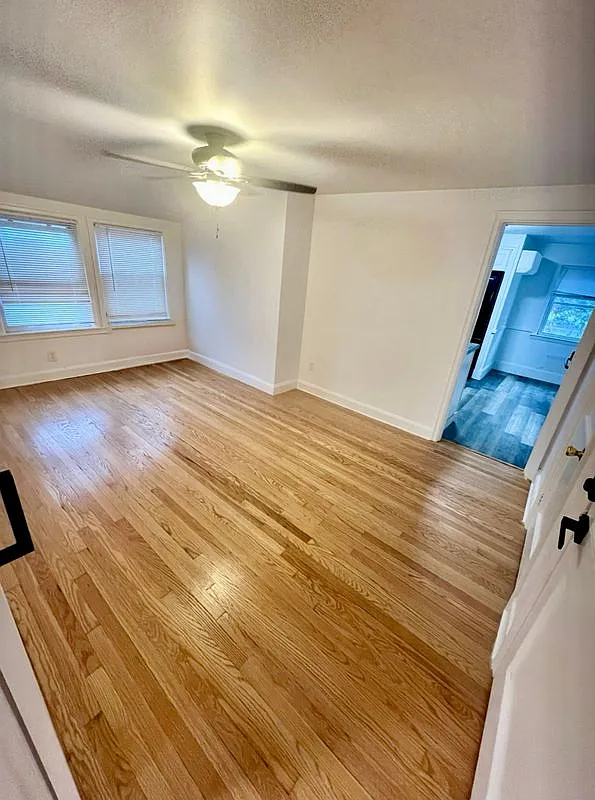 1 bed, 1.0 bath, 550 sqft, $1,600 — Photo 1