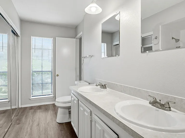 9548 Jennie Lee Ln — Photo 6