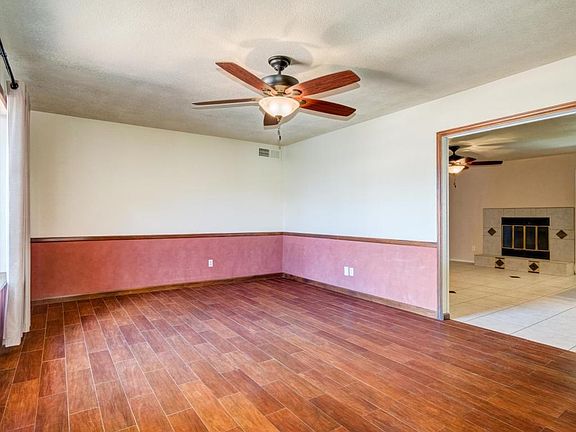 5th image of 1101 W Runion Dr