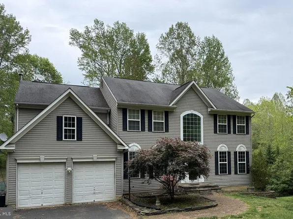 5 Retreat Ln, Fredericksburg, VA 22405