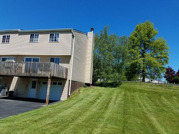 Large side yard