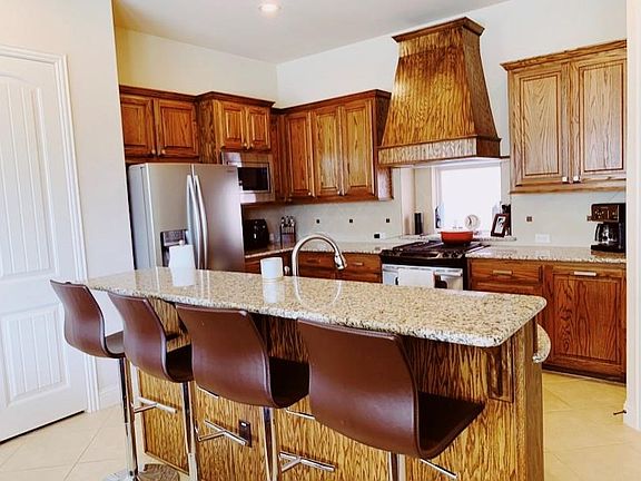 5th image of 4937 Empire Way