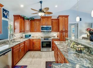 6505 Fawn Ln, Naples, FL 34120