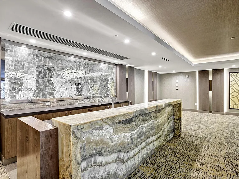 21200 Point Pl #Penthouse 2804 — Photo 71