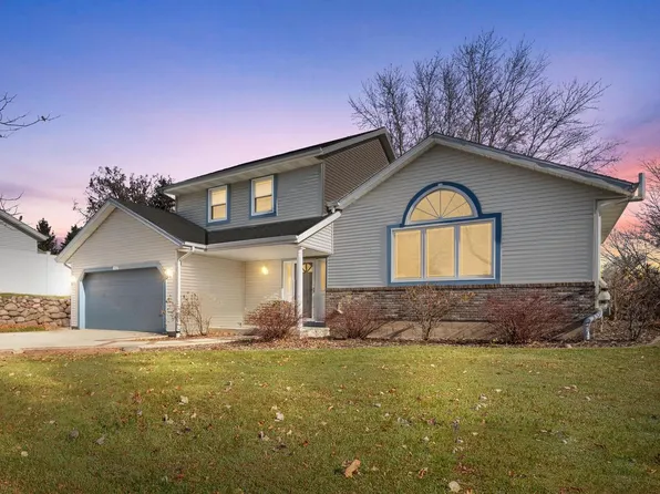 414 South Claremont ROAD, Saukville, WI 53080