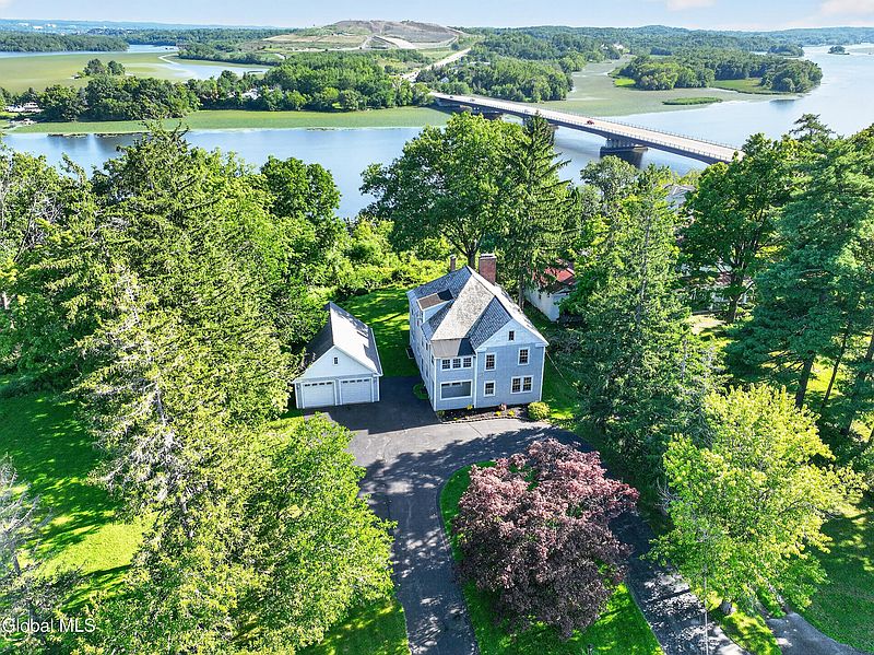 5th image of 84 Church Hill Road