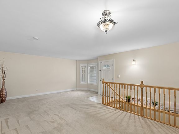 5th image of 1520 Queen Ann Ln