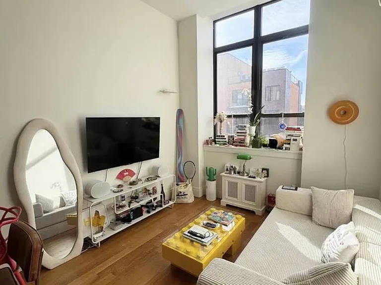 17 Monitor St #2P — Photo 2