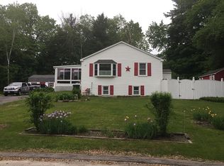 12 Frenette Dr, Hudson, NH 03051