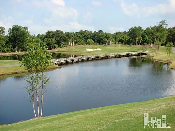 2nd image of 425 Titleist Ln