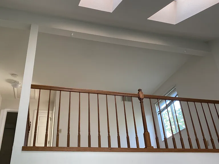 Upstairs loft area (great for office or workout)