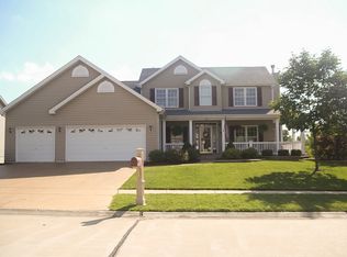 1113 Meadowsweet Dr, Saint Peters, MO 63376