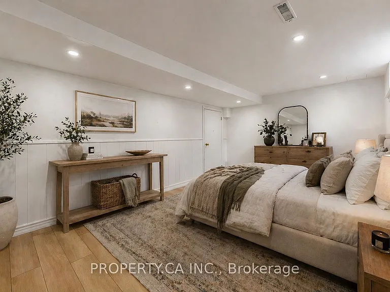 1469 Brentano Blvd — Photo 5