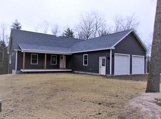 58 Rolling Brook Rd, Raymond, ME 04071