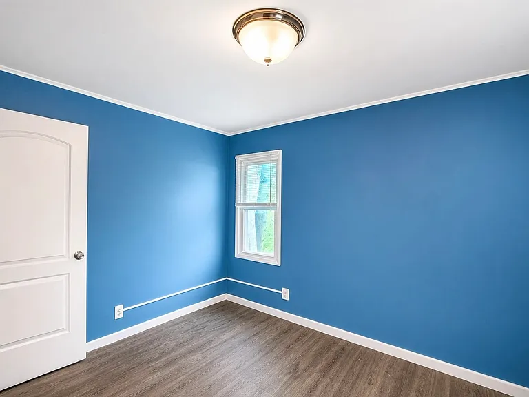 7611 Northcote Ave #MAIN — Photo 11