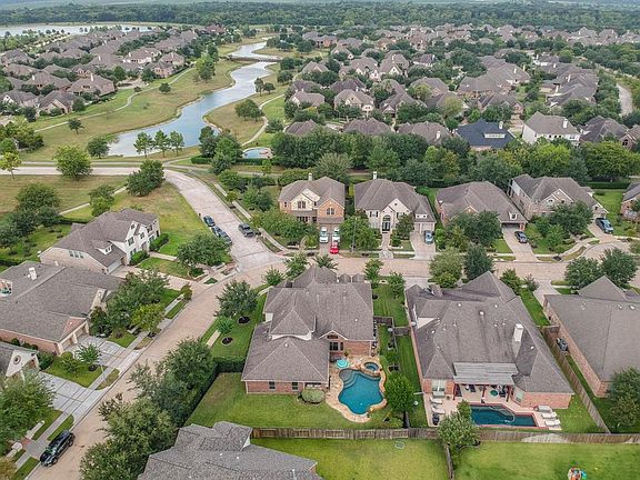 3rd image of 18619 N Colony Shore Dr