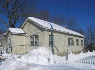 7 Rockefeller St, Randolph, MA 02368