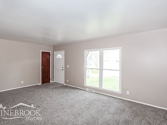 3rd image of 10701 Shipley Ct