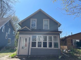 606 Cook Ave E, Saint Paul, MN 55130