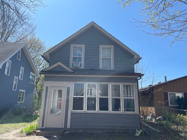 606 Cook Ave E, Saint Paul, MN 55130