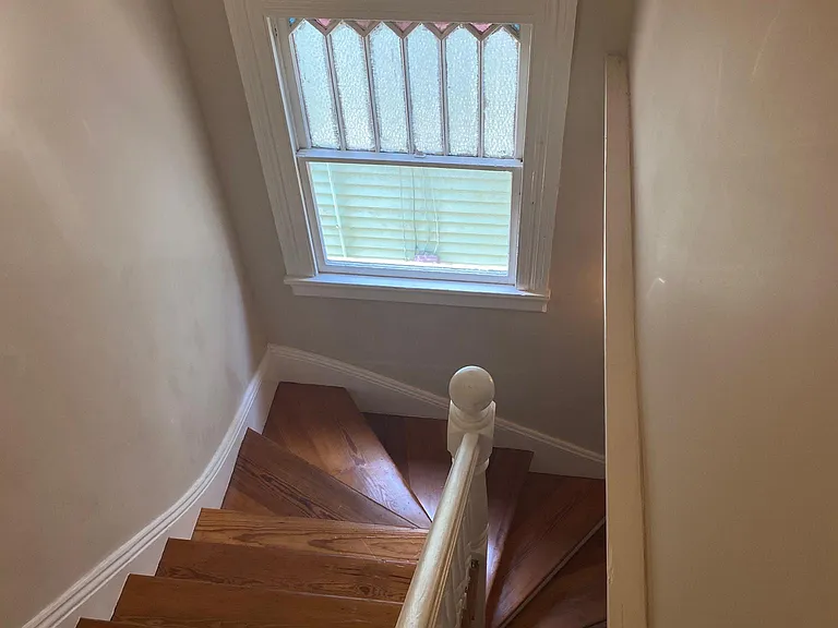 202 S Scott St — Photo 13