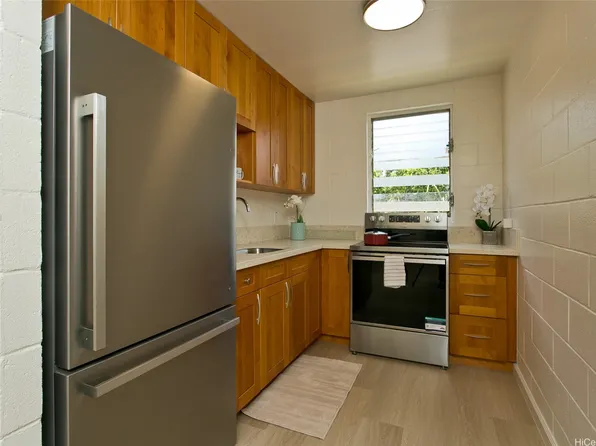 94-245 Leowahine St APT C140, Waipahu, HI 96797