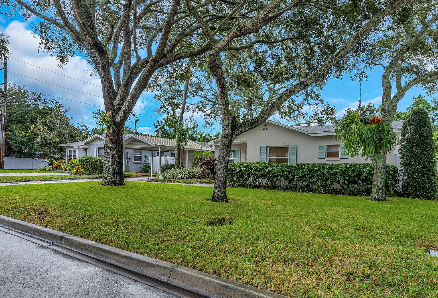 4 bed, 1700 sqft, $3,550 — Photo 2