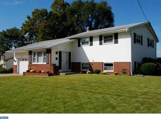 3 Cynwyd Dr, Burlington, NJ 08016