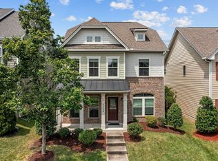 2049 Aventon Ln, Morrisville, NC 27560