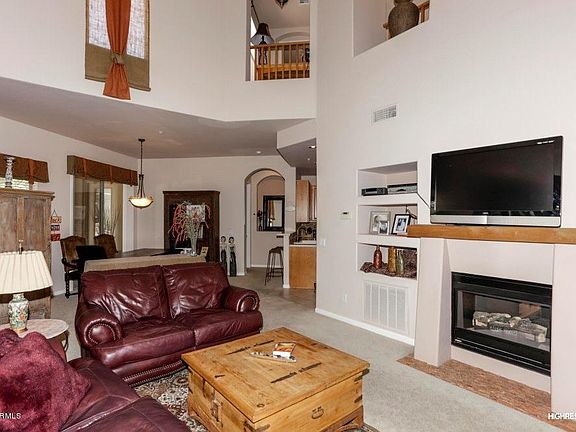 4th image of 20802 Grayhawk Dr #1044