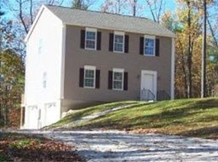 4 Norton Pond Rd, Raymond, NH 03077