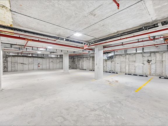 5th image of 153-38 Hillside Ave #7A
