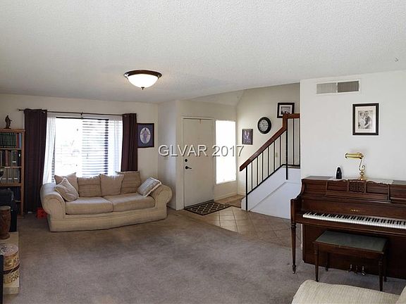 3rd image of 7478 Walnut Creek Dr