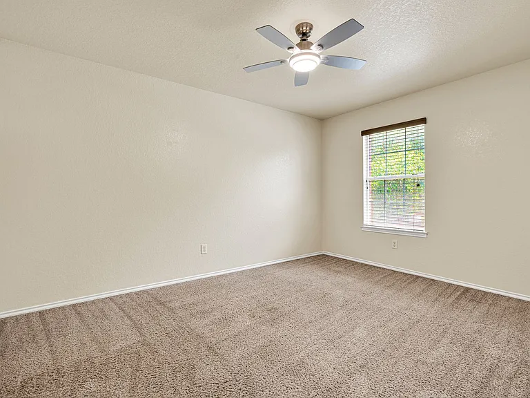 21103 Pearl Harvest — Photo 16