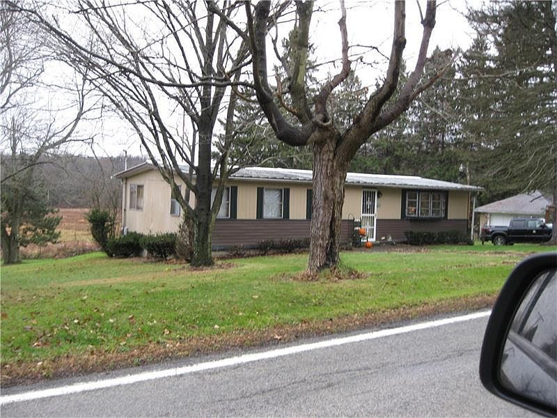 1st image of 440 Parker Pike