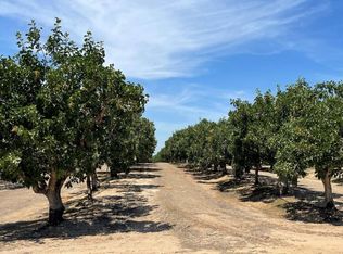 19 38 Ac Ave #20-1/2, Madera, CA 93638