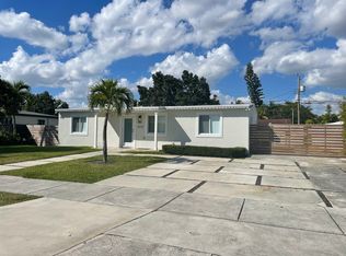 9275 SW 42nd Ter, Miami, FL 33165