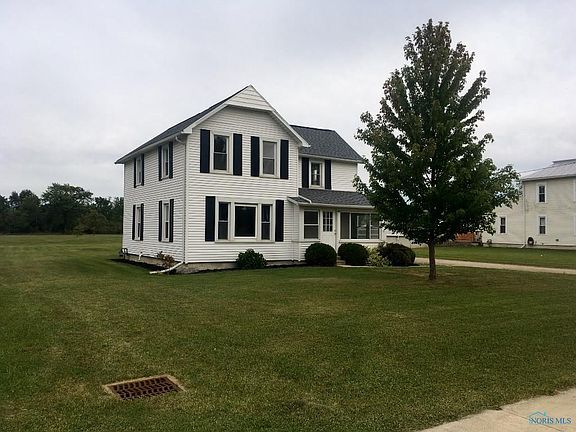 3rd image of 331 Windsor Ln