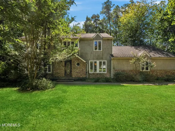 4 Clark Way, Holmdel, NJ 07733