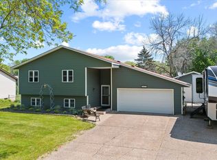 7372 Irvin Ave S, Cottage Grove, MN 55016
