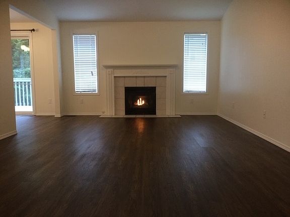4th image of 9220 148th Street Ct E