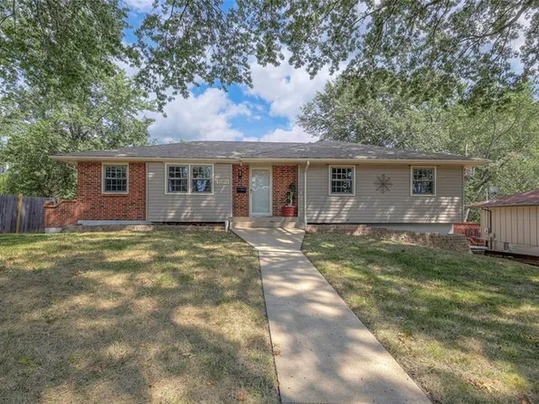 4821 Hedges Ave, Kansas City, MO 64133