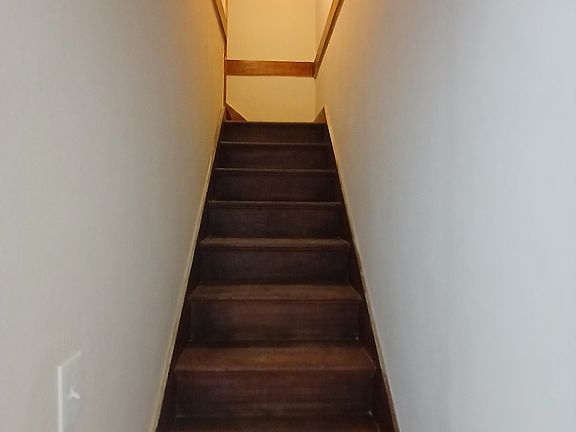 2nd image of 811 SW 5th Ave