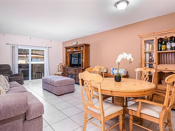 2nd image of 9952 N Kendall Dr APT 324-3