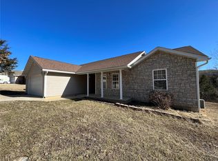 20846 Hibbett Rd, Saint Robert, MO 65584