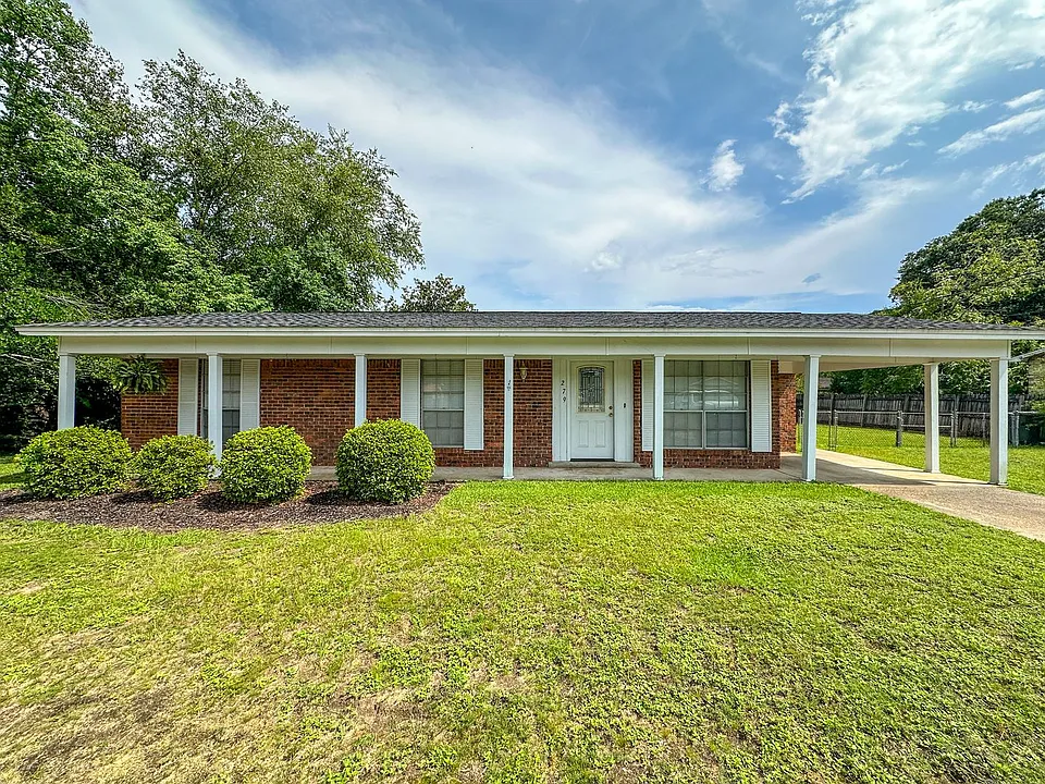 279 Airport Blvd