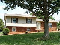 2nd image of 138 Winchester Ct